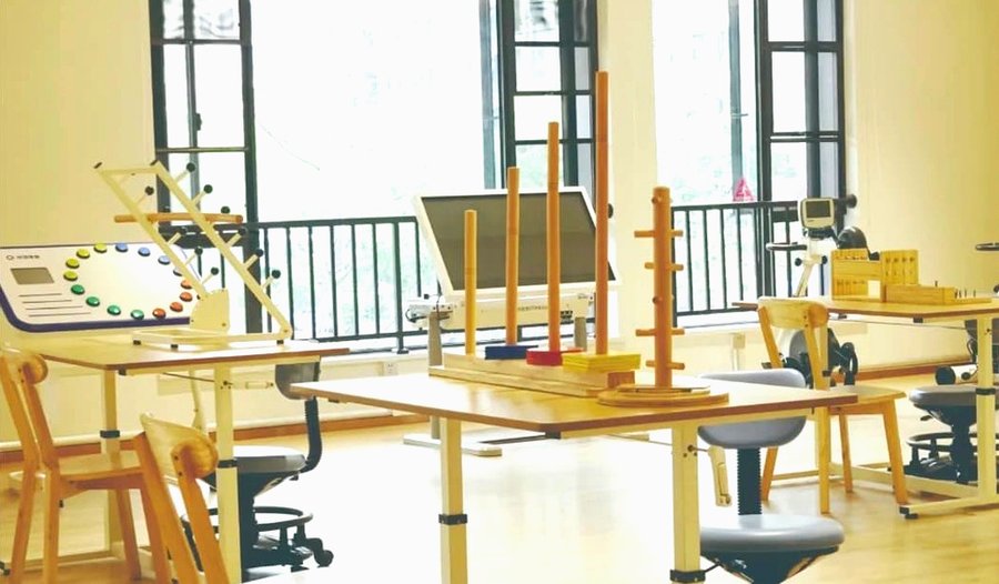 成都九如城养老综合体:能接收气切老人的养老院具备哪些条件?