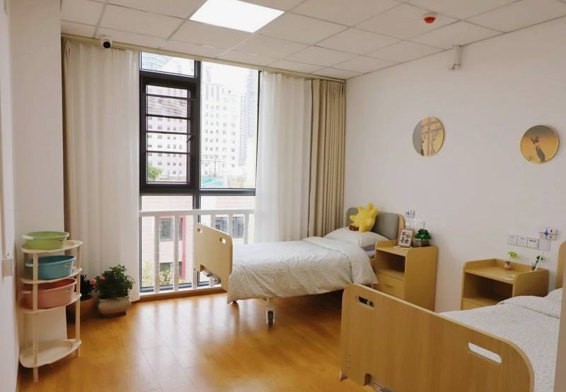 成都康源养老·书院街长者屋:能协助老人完成洗澡、如厕、衣物清洗等日常生活照料吗?