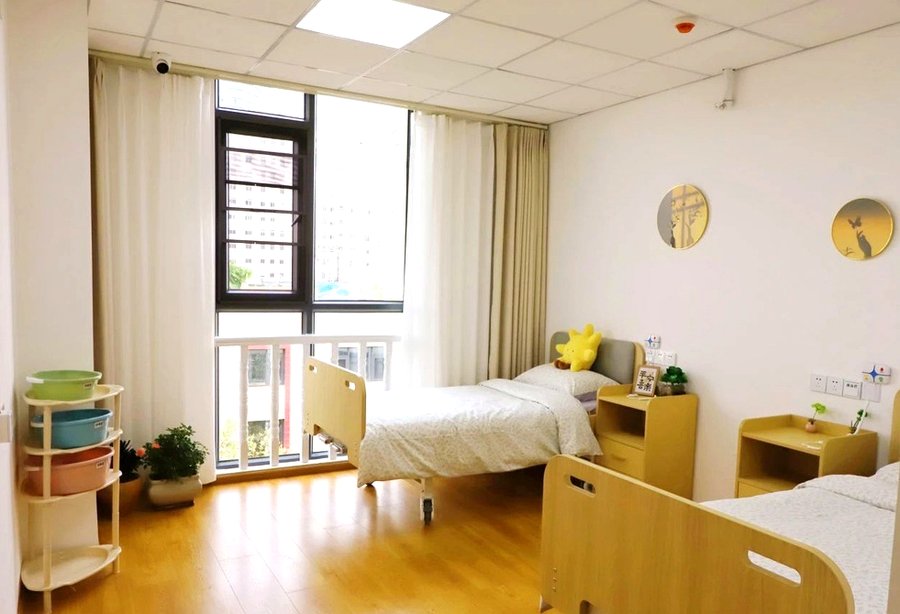 成都康源养老·书院街长者屋:肿瘤晚期长者照护与安宁疗护的家属指南