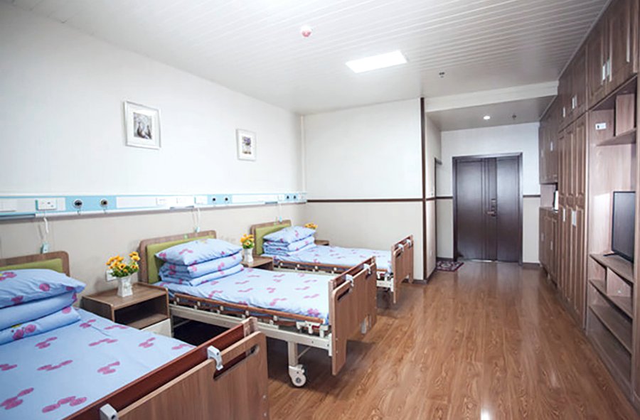 成都龙泉聚宝山养老中心——棋牌书画手工活动空间配置观察