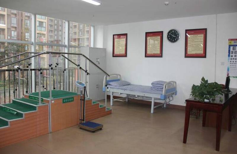 成都龙泉驿区启阳颐养中心：聚焦鼻饲营养与吞咽功能支持的实践观察