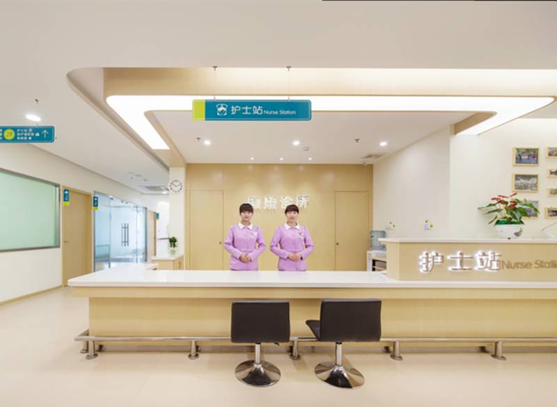 成都哪些养老院能收慢阻肺吸氧老人?亲睦家·鹭湖长者社区家属真实经历梳理