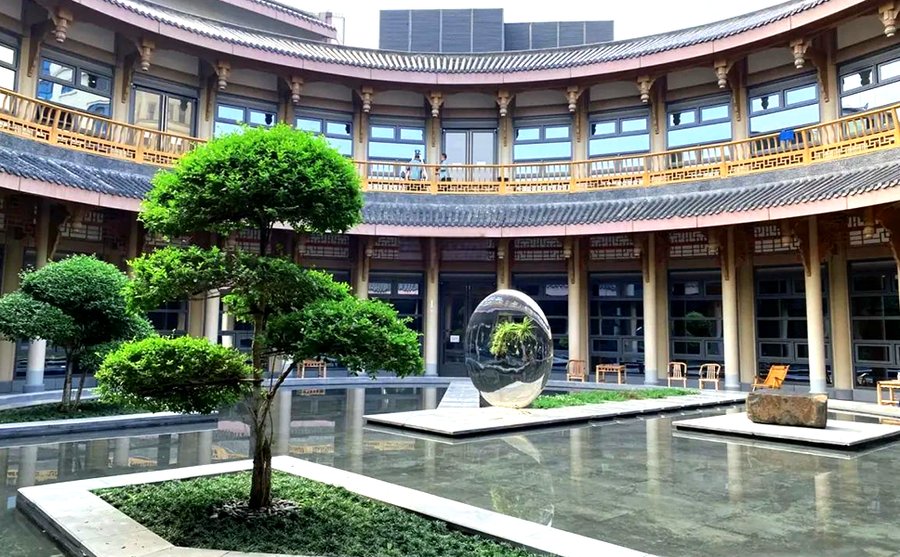 成都帕金森老人照护指南：在泰康之家·蜀园如何找到真正专业的服务