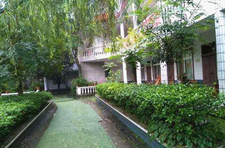 成都郫都区金沙老年康乐苑生命关怀服务信息梳理:服务模块、团队配置与费用结构对照