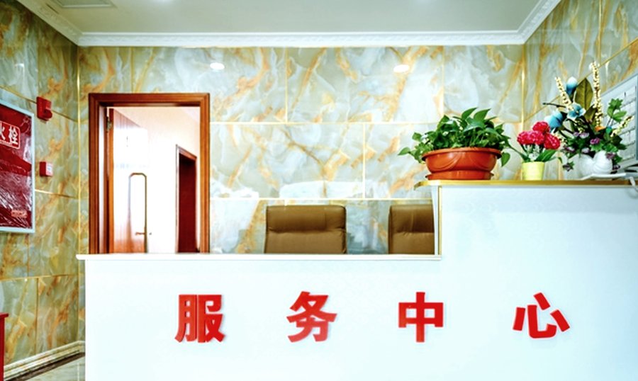 成都郫都区颐园养老院:完全不能自理老人的护工配比与照护能力解析