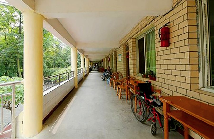 成都郫都区友爱中心敬老院:双人间、独立卫浴、电梯配置说明