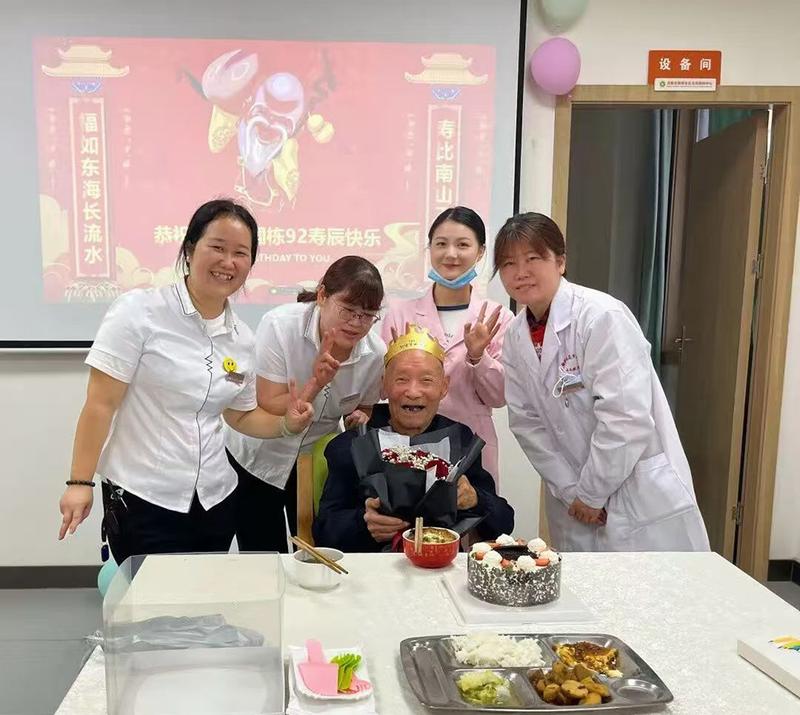 成都普惠养老收费现实参照:锦欣花乡康养中心(石羊敬老苑)的性价比观察