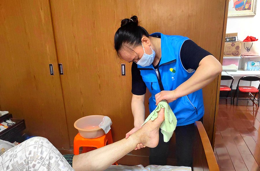 成都菩提心老人长期照护所:入住前为何需要体检报告?