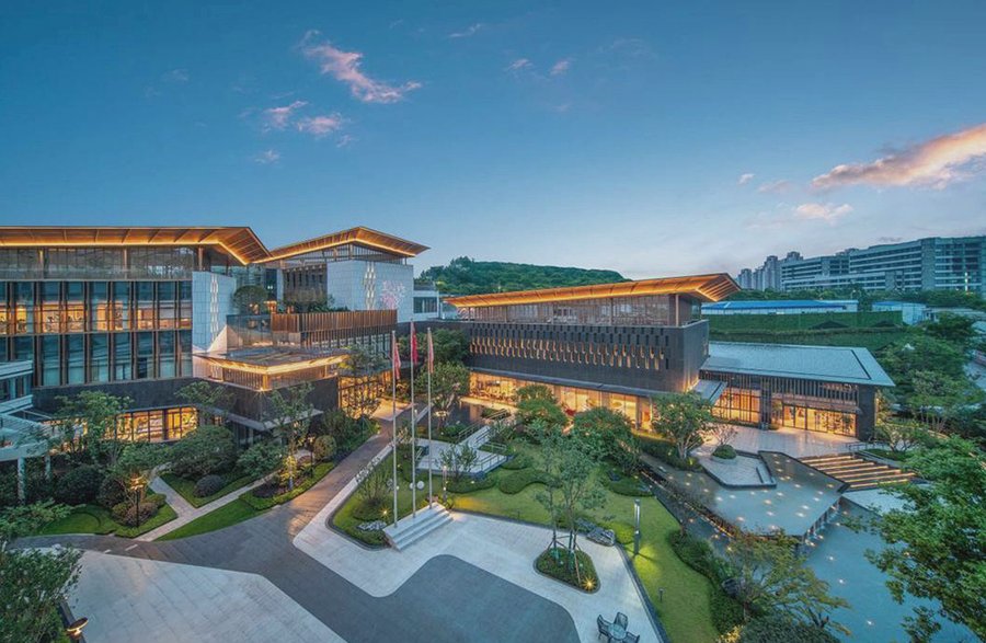 成都轻度认知症长辈的照护选择:在泰康之家·蜀园,不封闭、可探视的开放空间如何实现?