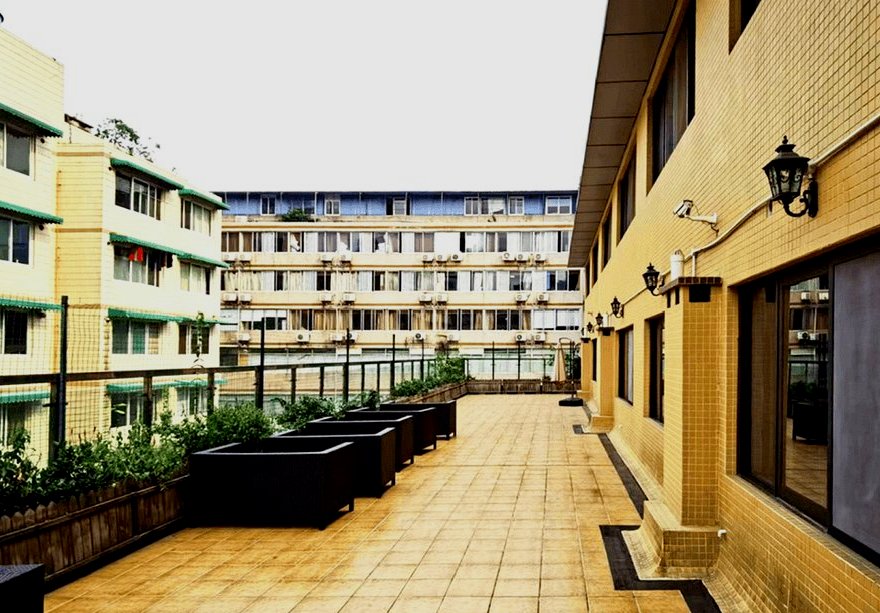 成都青龙街道泽安社区养老院收费透明度参考:餐费公示与押金专户