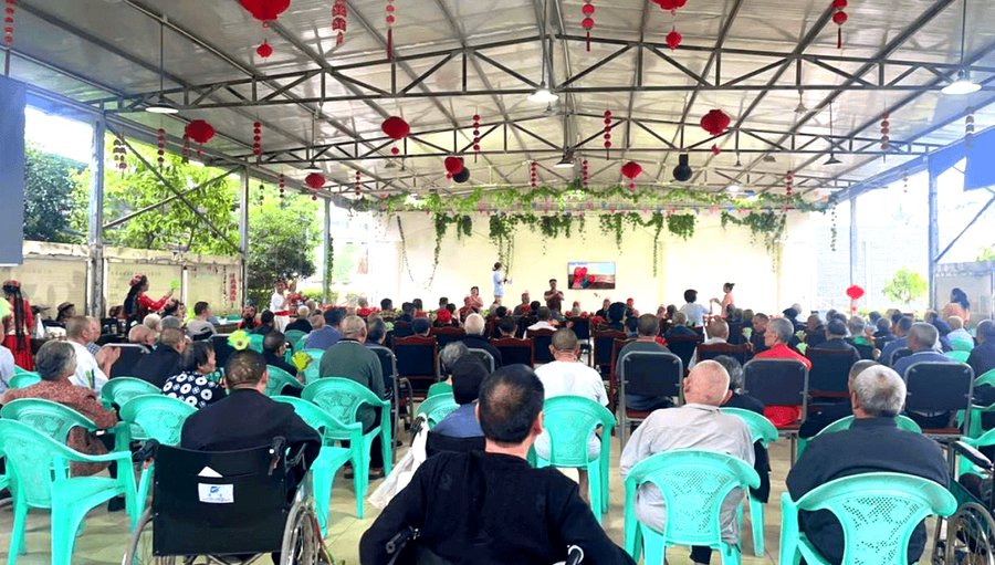 成都清泉中心敬老院高龄长者收住规则说明：90岁以上自理半自理长者准入指引