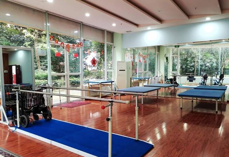 成都青孝颐养中心探访笔记：温江区养老院24小时医护值守与紧急呼叫系统配置情况梳理
