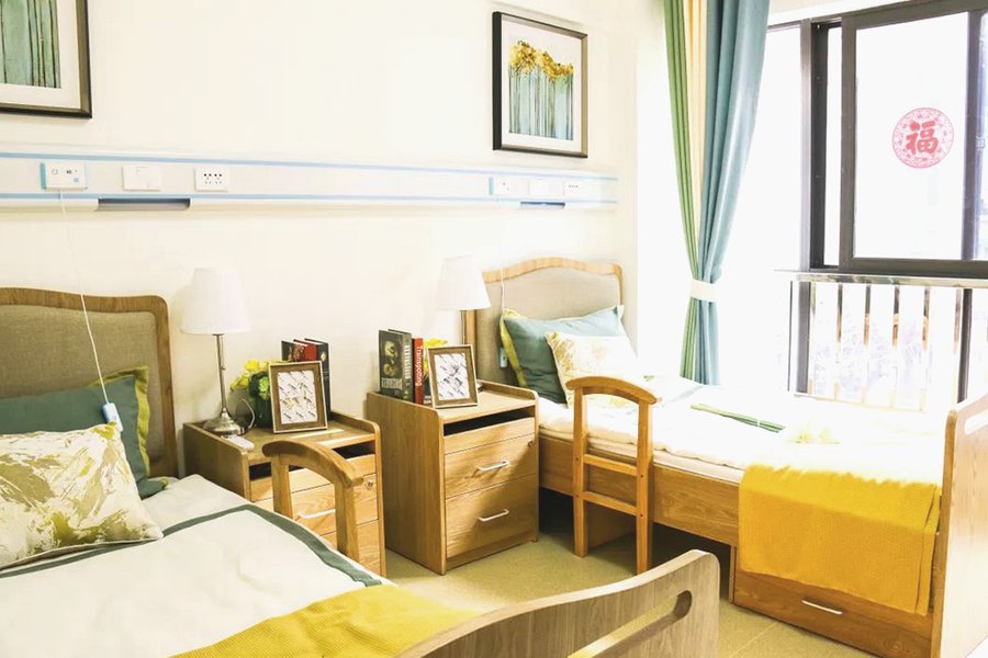 成都青羊区安康年养老服务中心:提供协助洗澡、穿衣、如厕等半失能照料服务吗?