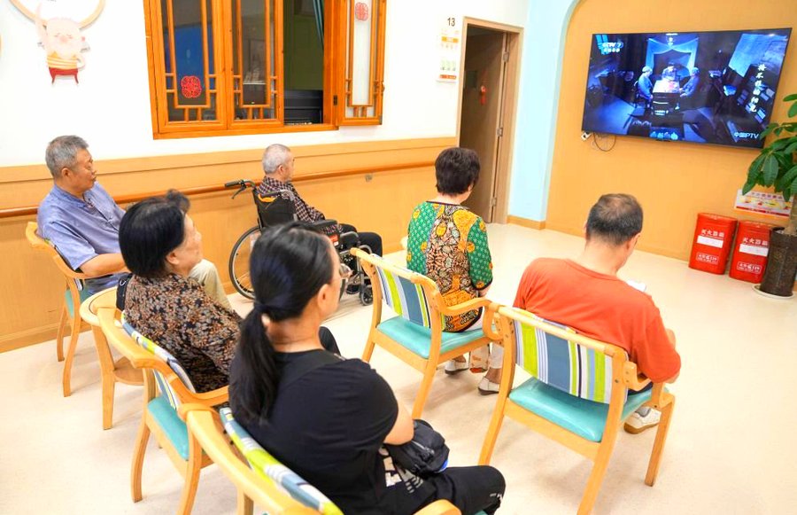 成都青羊区过街楼颐碗汤社区养老中心:民办社区照料中心参考