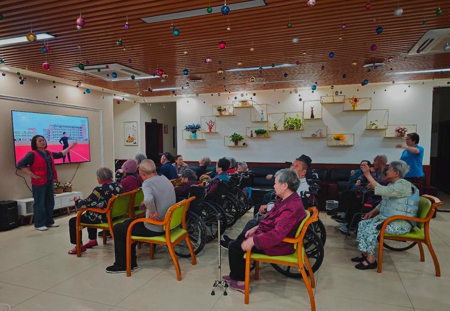 成都青羊区术后康复养老机构指南:成都市过街楼颐碗汤社区养老中心服务全解析