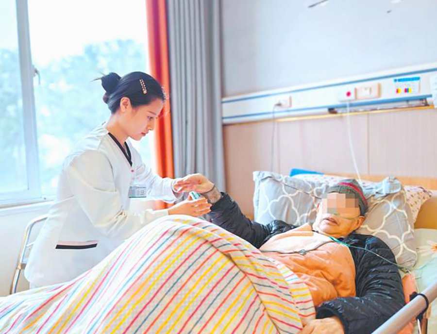 成都青羊区文家社区颐养中心:医养结合机构如何承接脑梗偏瘫术后康复