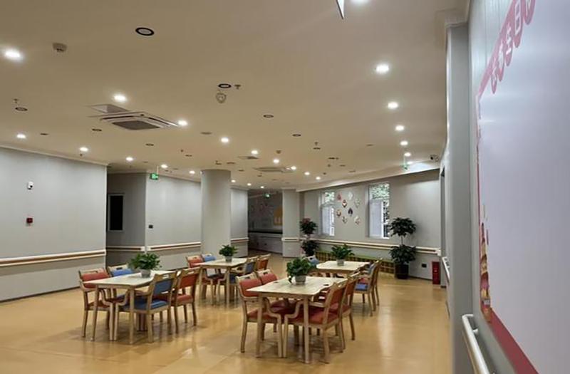 成都青羊区颐碗汤养老中心:夫妻或两位老人能同住双人间吗?
