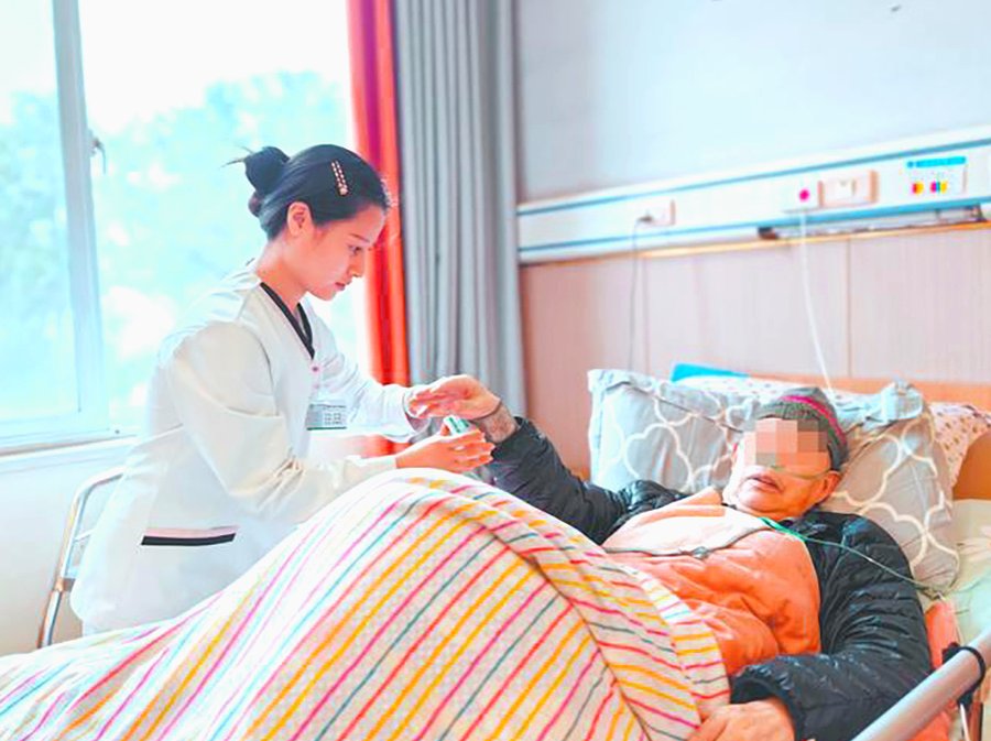 成都青羊区医养结合新观察:文家社区颐养中心,为何成为术后康复家庭的考察重点?