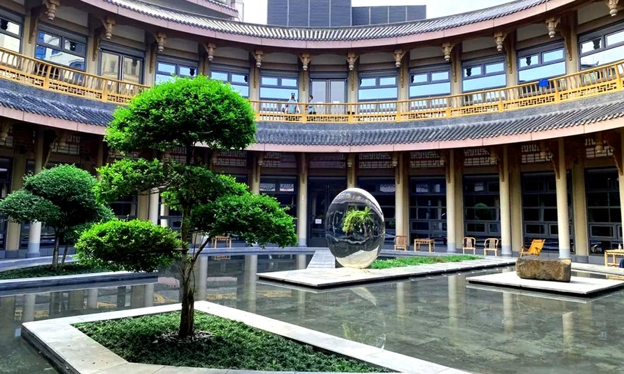 成都全失能卧床老人养老院怎么选?探访泰康之家·蜀园的医养结合照护实践