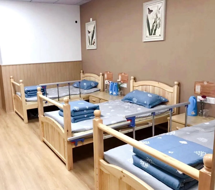 成都认知症伴精神行为症状老人机构选型参考:哺恩熙悦里认知照护专区