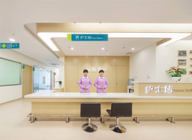 成都认知症照护费用全解析:以亲睦家·鹭湖长者社区为例