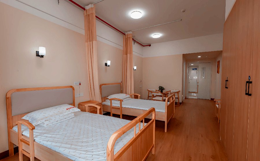成都蓉夕荟护理院:高新区术后康复养老探访实录