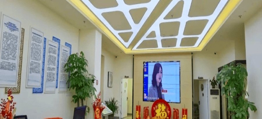 成都少城街道养老服务中心:协助老人吃饭、洗澡、上厕所,这些日常照护是怎么做的?