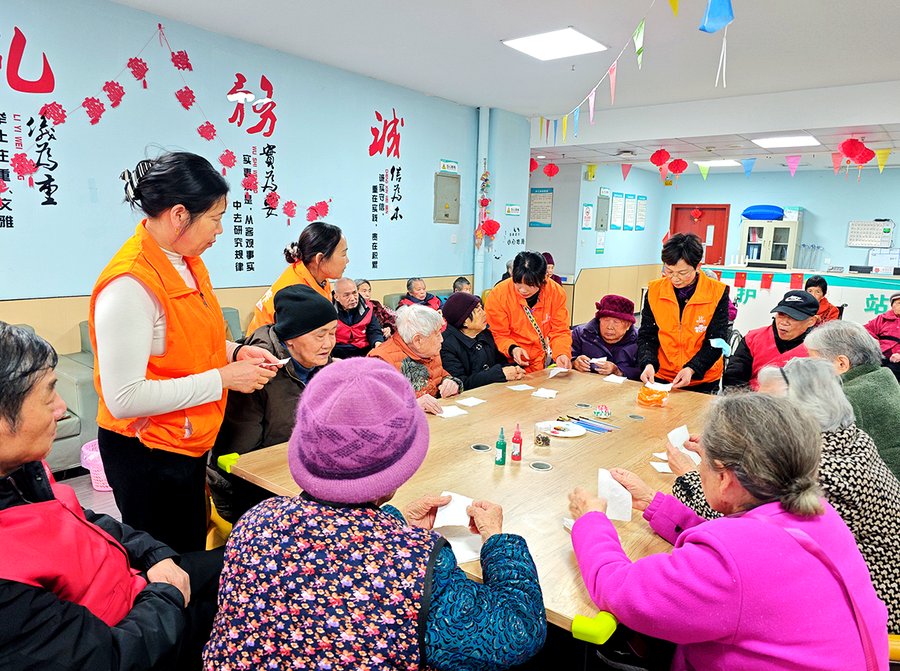 成都市长青树养老服务中心 武侯区失能照护服务内容详解