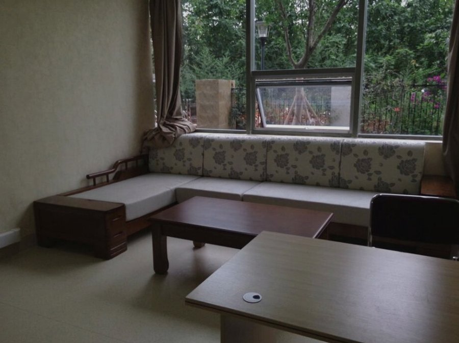 成都市龙泉驿区侨颐园颐养居:独立城市院落与全生活场景适老化解析