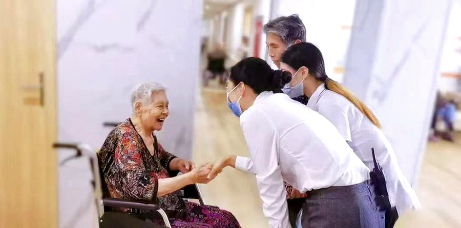 成都市养老机构试住服务查询与预约路径说明(含民政通使用)——以锦欣花乡康养中心为例
