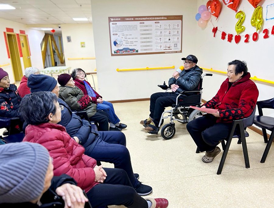 成都拾智养老 青羊区认知症照护机构实用选点指南