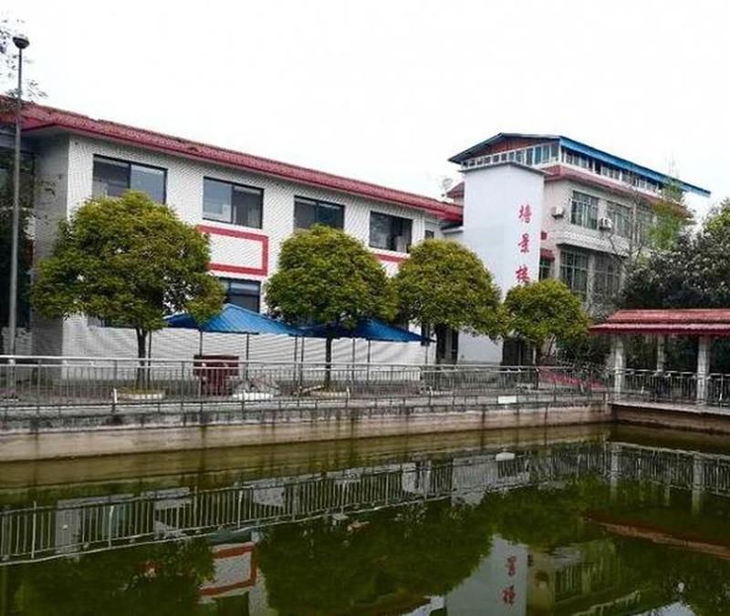 成都双流金秋颐养中心:适合老年痴呆(认知症)老人的专业照护机构
