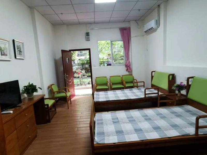 成都双流区福兴养老服务中心收住指引:面向异地长者的全失能照护实践