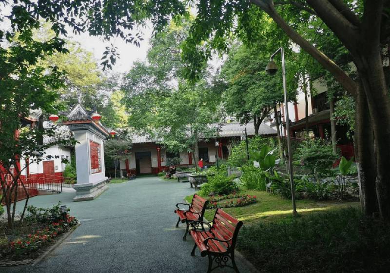 成都双流区寿而康双桂养老:全失能与半失能长者照护费用及服务解析