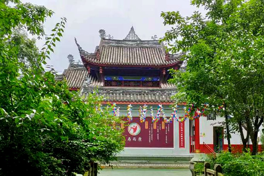 成都双流区寿而康双桂养老院平时组织哪些文娱活动？唱歌、书法、手工、节日活动全览