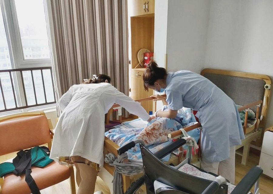 成都泰邦优护社区中心:一环路内认知症照护选型参考