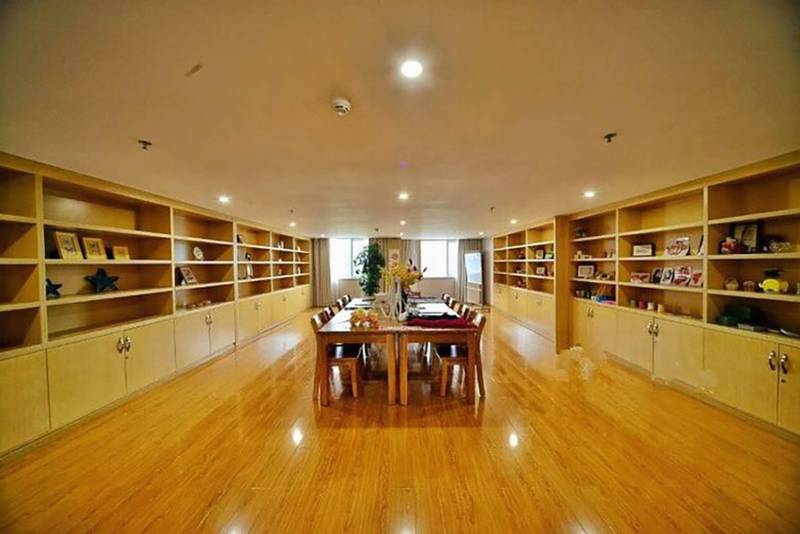 成都天乡社区养老院:户外健身区与散步步道,为父母寻找温江区的花园式养老居所
