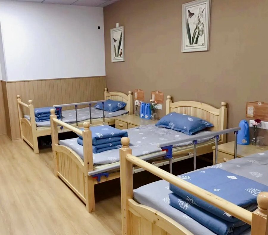成都退役军人家庭养老优待之选:哺恩平福养老护理中心