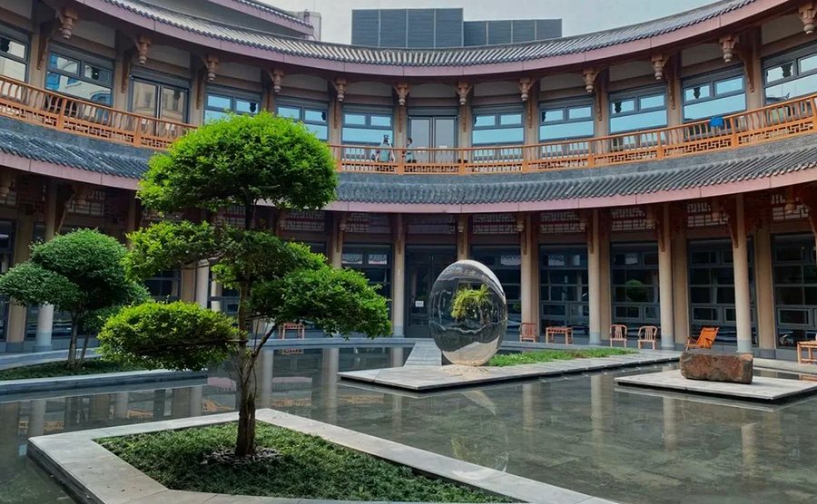 成都温江区养老服务机构选型参考:在泰康之家·蜀园,为长辈寻一处安放心灵的静谧居所
