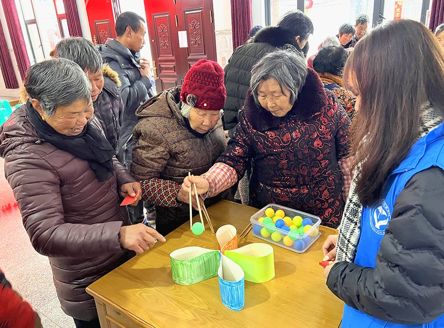 成都温江区养老院文娱活动|圆缘养老·大同老人关爱服务中心棋牌书画手工坊全配置