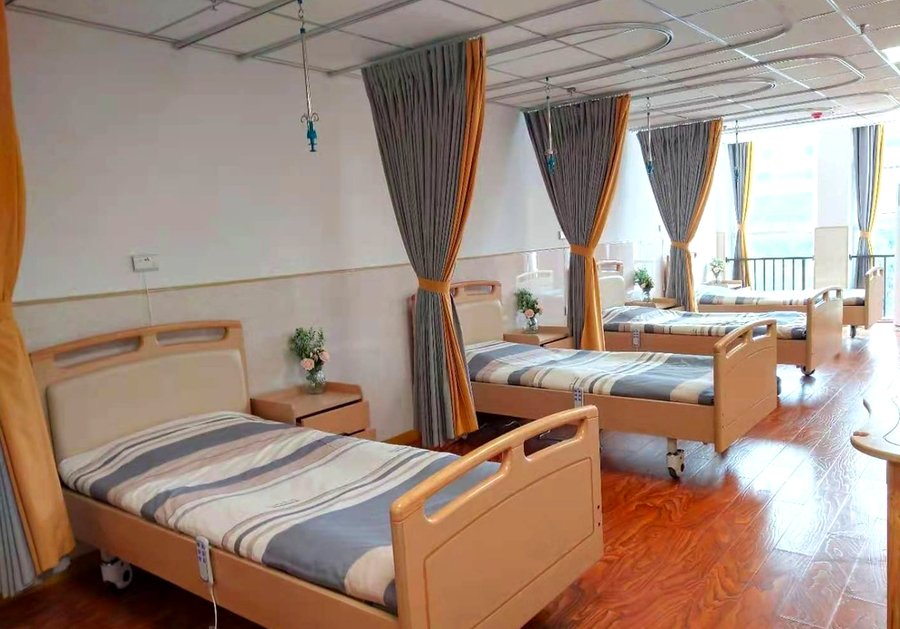 成都武侯区红牌楼街道龙腾社区养老服务综合体：术后康复与短期托养服务解析