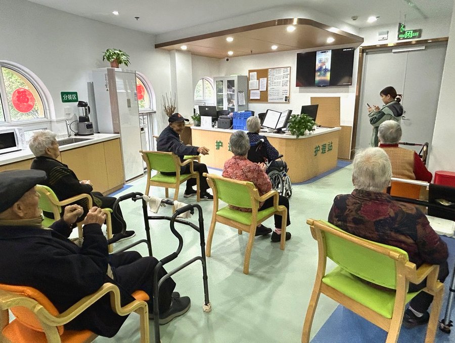 成都武侯区认知症养老机构怎么选——成都康福老年护理院的收住条件与服务能力解析