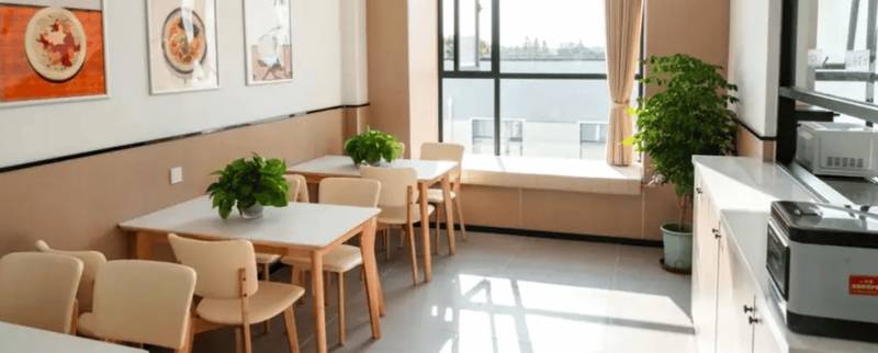 成都五一二养老服务日间照料中心：成华区养老院个性化餐饮（回民餐/单点餐）服务详解