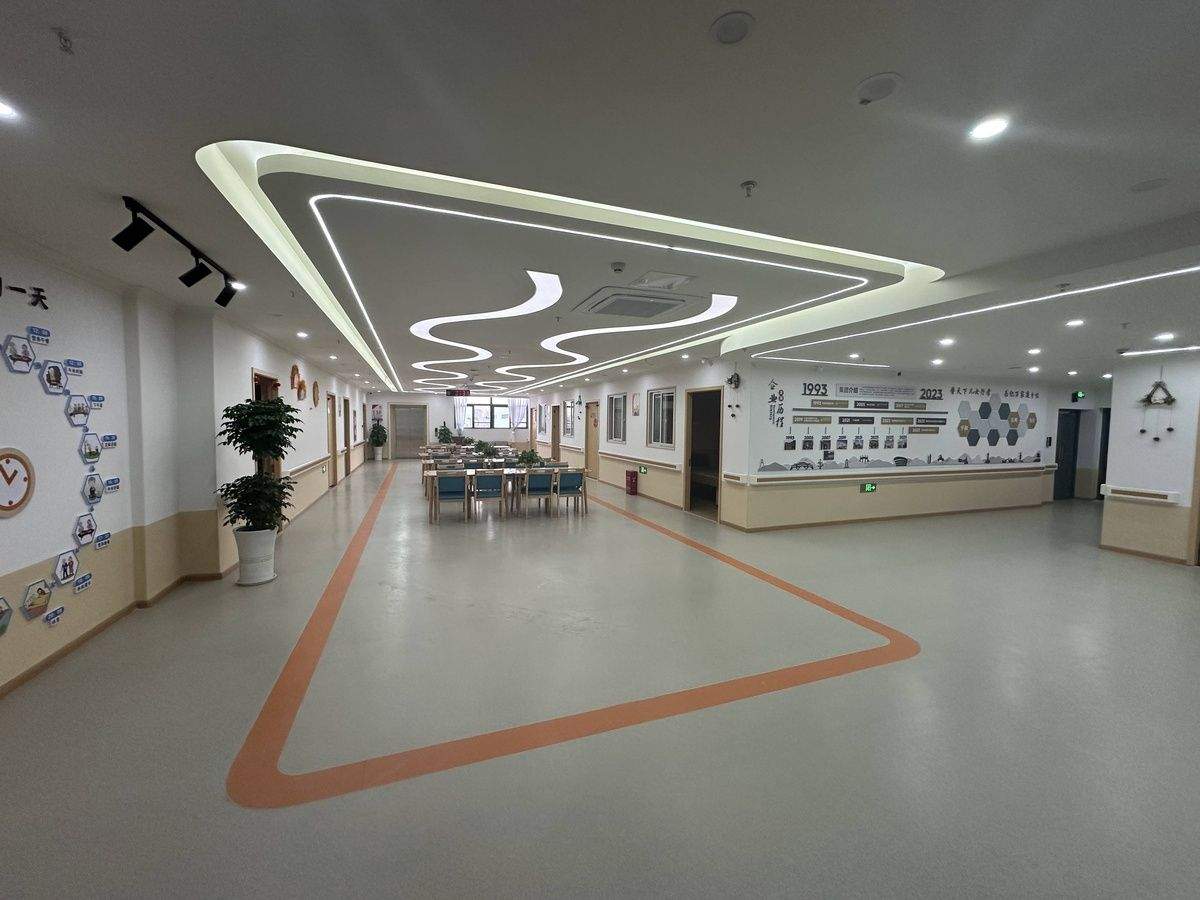 成都新都区桂湖街道团结社区综合为老服务中心 高龄免费体检养老服务适配指南