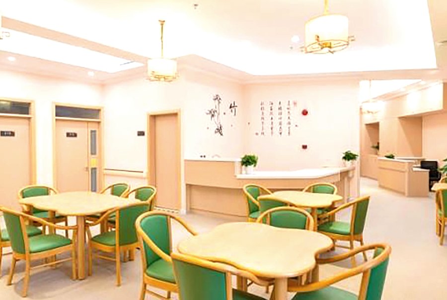 成都新津乐欣老年服务中心:为鼻饲管喂食与流食照护长者提供专业支持