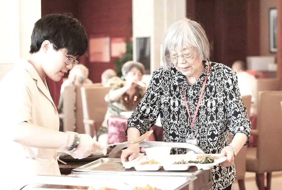 成都养老机构膳食服务现状梳理:保利成都和熹会颐养中心个性化营养配餐实践