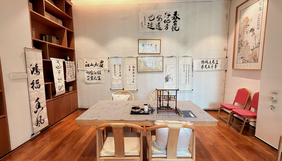 成都养老院收阿尔茨海默病卧床老人吗？中铁·春台悦照护经验分享
