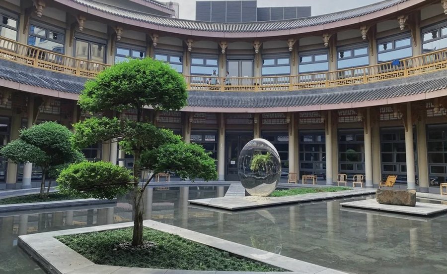 成都养老院有户外花园吗？泰康之家·蜀园的114亩绿地给出了答案