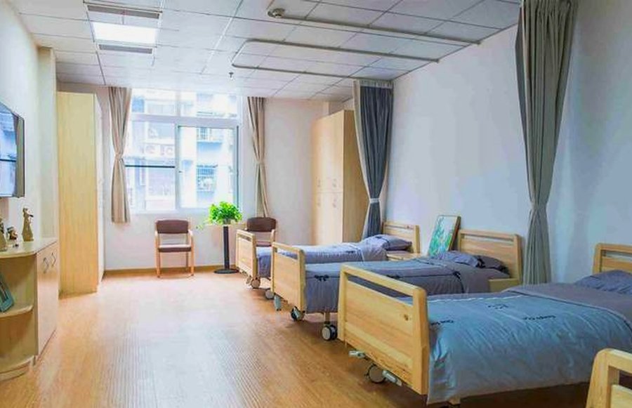 成都颐心源长者照护中心羊西店 周边有社区配套与公园的养老居所选择参考