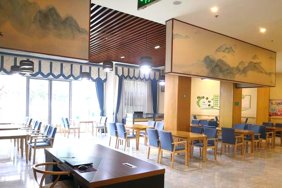 成都一暄康养海洋公园(南门)院 带独立卫浴单人间养老院月费透明消费参考